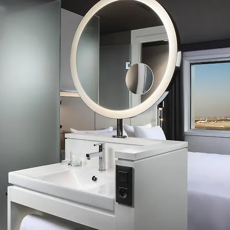 Innside By Melia Paris Charles De Gaulle 4*