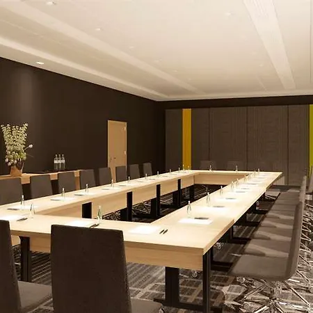 מלון Innside By Melia Paris Charles De Gaulle 4*