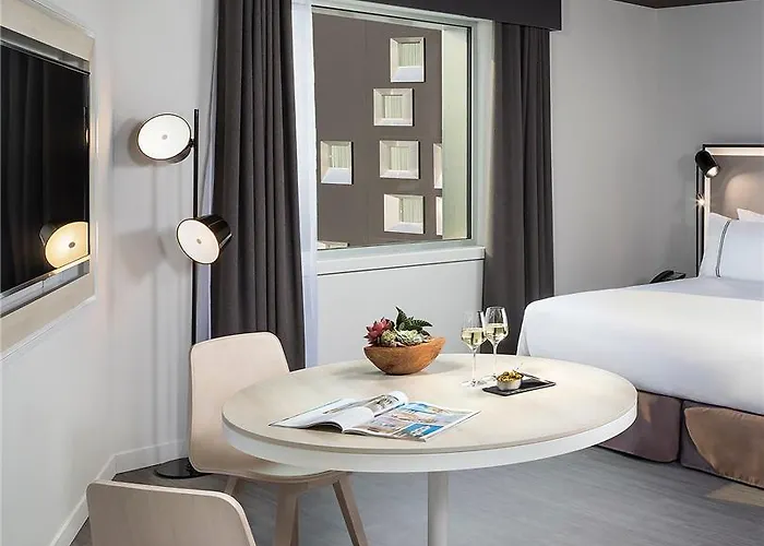 Hotel INNSiDE by Meliá Paris Charles de Gaulle Airport 4*