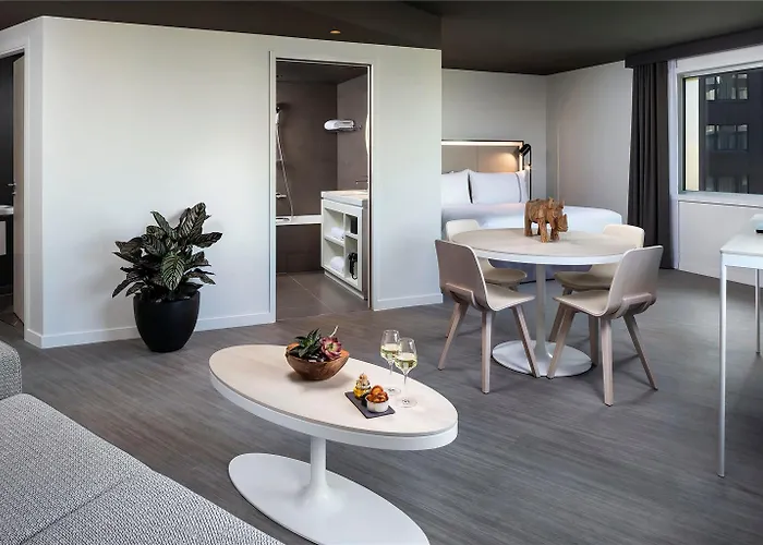 INNSiDE by Meliá Paris Charles de Gaulle Airport Hotel 4*