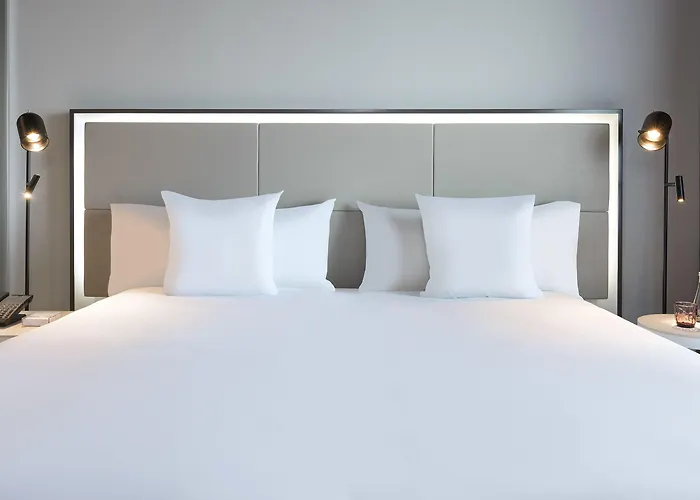 INNSiDE by Meliá Paris Charles de Gaulle Airport Hotel 4*